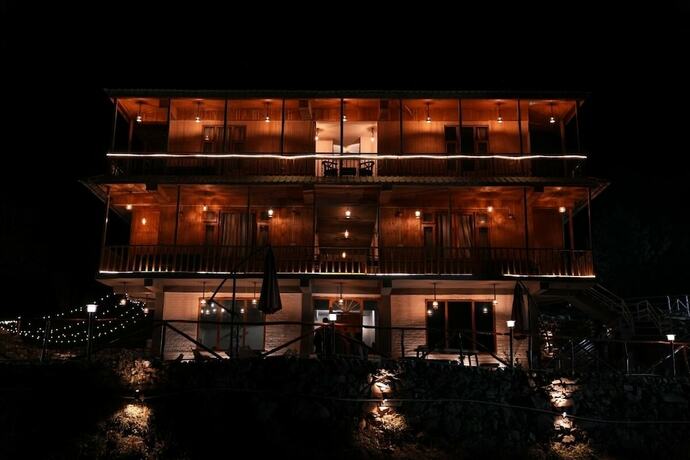 Imagen general del Hotel Hostay Tirthan. Foto 4