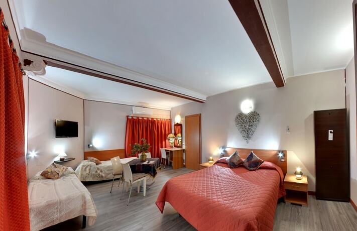 Imagen de la habitación del Hotel Hostel Agata. Foto 19