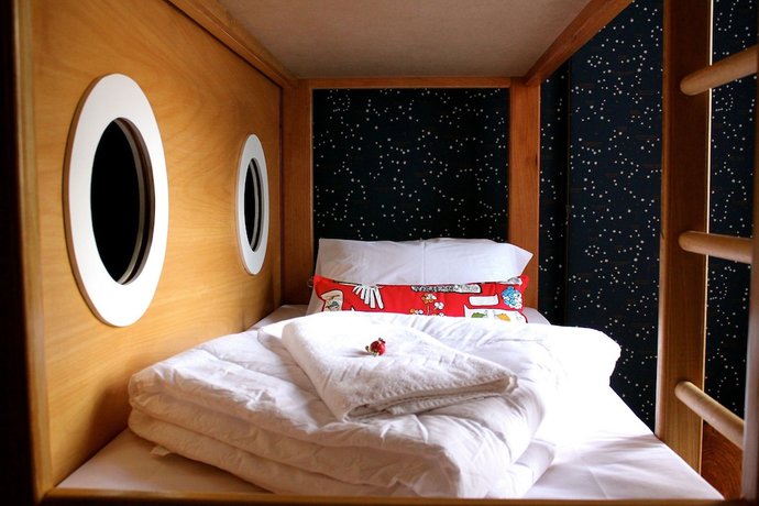 Imagen de la habitación del Hotel Hostel California Cafe Bar. Foto 12