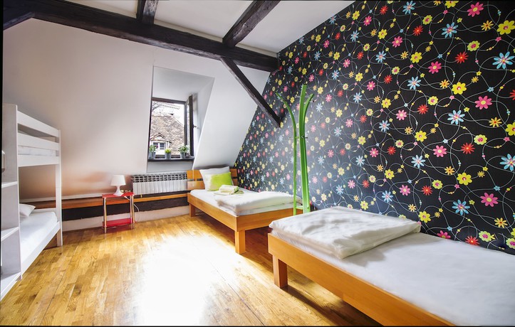 Imagen de la habitación del Hotel Hostel Centar. Foto 11