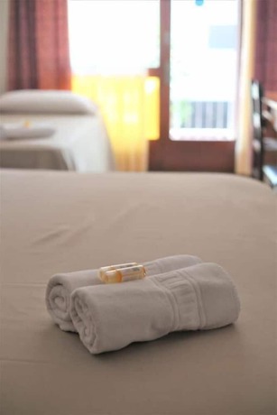 Imagen de la habitación del Hotel Hostel Costa Brava. Foto 12