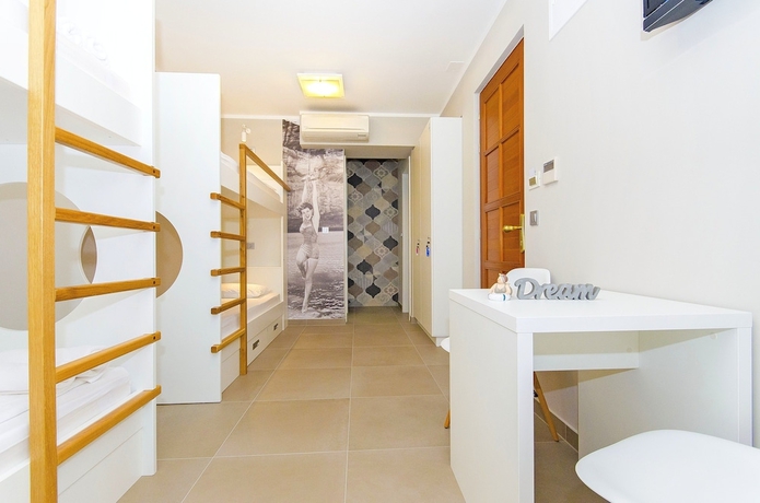Imagen de la habitación del Hotel Hostel Dvor. Foto 8