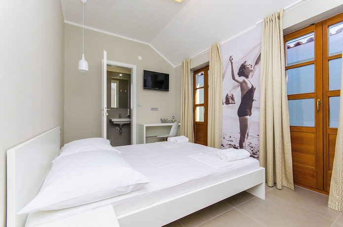 Imagen de la habitación del Hotel Hostel Dvor. Foto 10