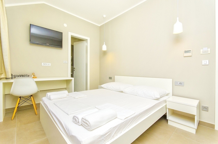 Imagen de la habitación del Hotel Hostel Dvor. Foto 11