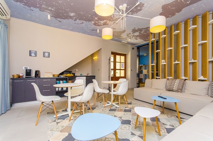 Imagen de los interiores del Hotel Hostel Dvor. Foto 19