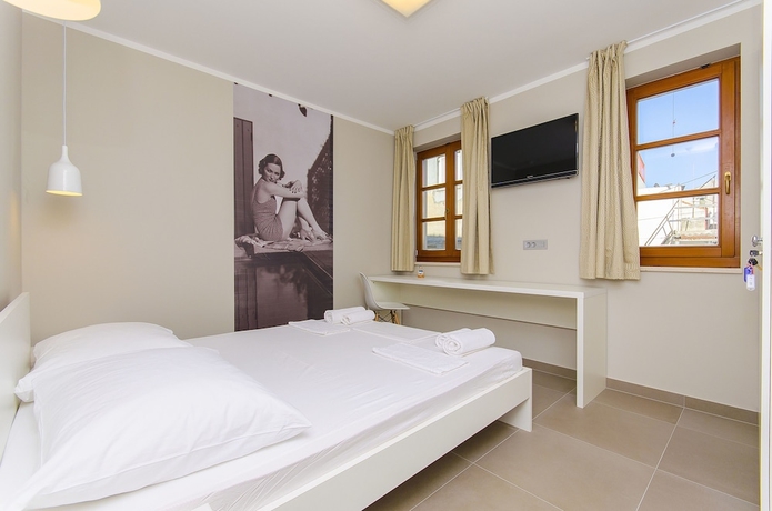 Imagen de la habitación del Hotel Hostel Dvor. Foto 13