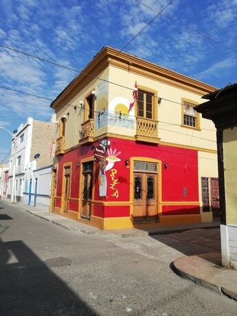 Imagen general del Hotel Hostel El Duke Kahanamoku. Foto 5