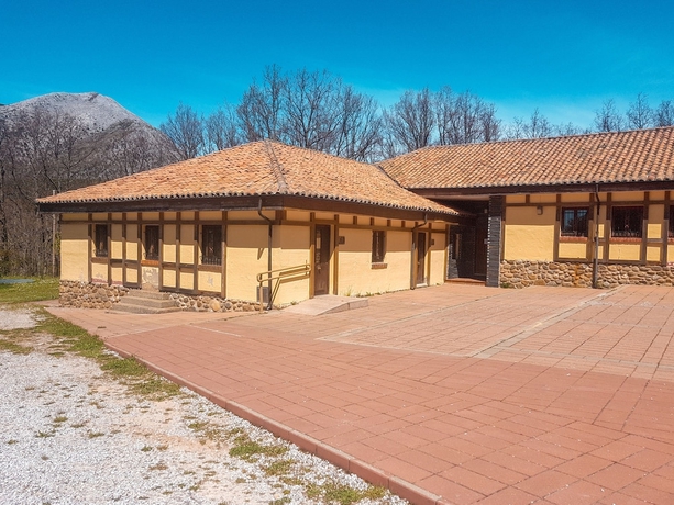 Imagen del bar/restaurante del Hotel Hostel El Oso Pardo. Foto 5