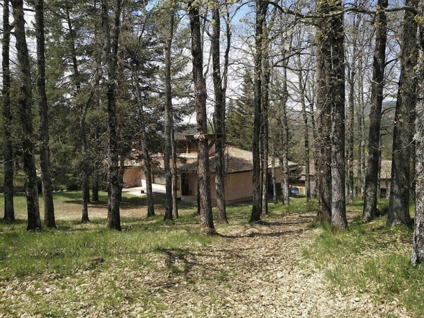 Imagen general del Hotel Hostel El Oso Pardo. Foto 4