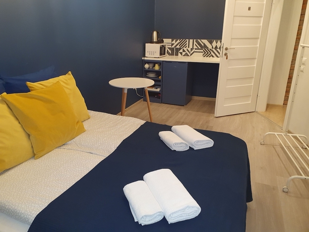 Imagen de la habitación del Hotel Hostel Euro-Room. Foto 3