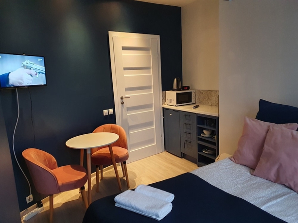 Imagen de la habitación del Hotel Hostel Euro-Room. Foto 4