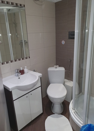 Imagen de la habitación del Hotel Hostel Euro-Room. Foto 15