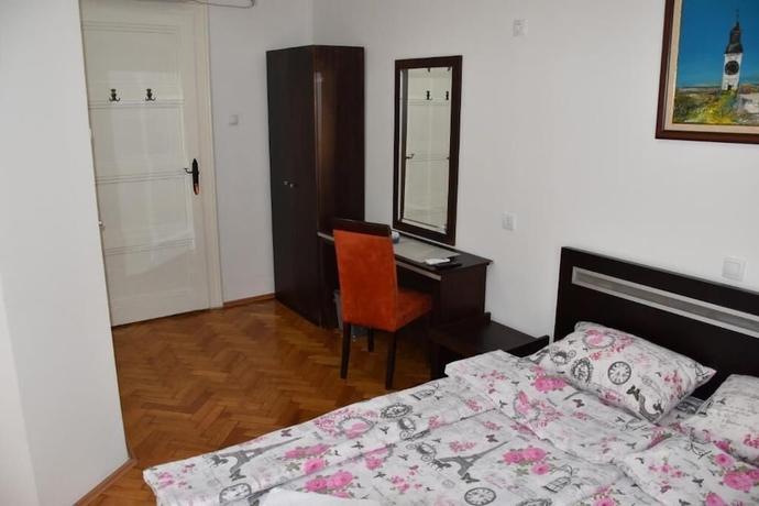 Imagen de la habitación del Hotel Hostel Exit Labirint Centar. Foto 9