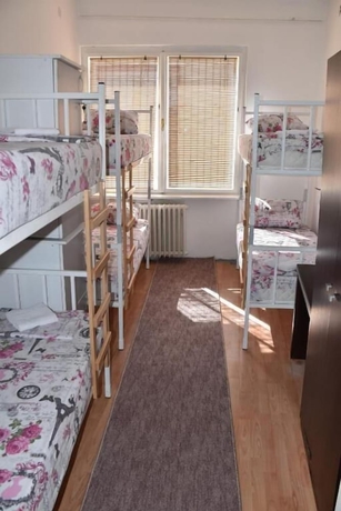 Imagen de la habitación del Hotel Hostel Exit Labirint Centar. Foto 10