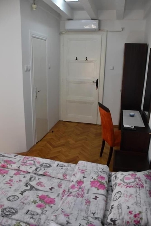 Imagen de la habitación del Hotel Hostel Exit Labirint Centar. Foto 14
