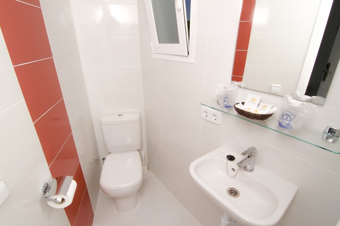 Imagen de la habitación del Hotel Hostel Floridita Adults Only. Foto 13