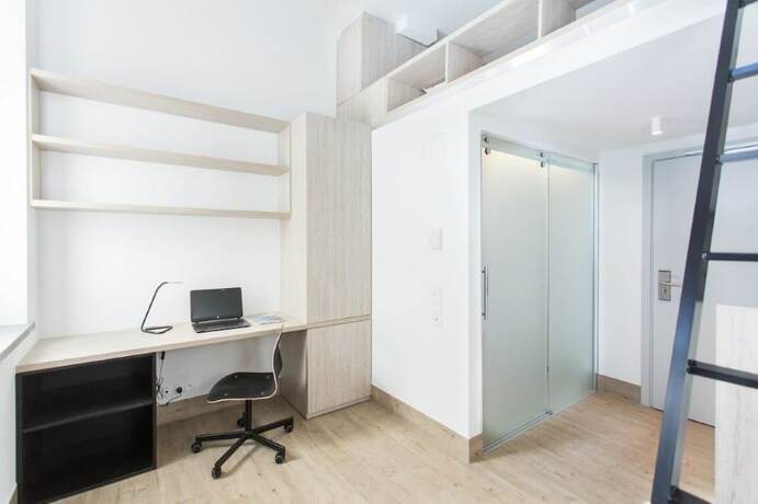 Imagen general del Hotel Hostel Kampus. Foto 4