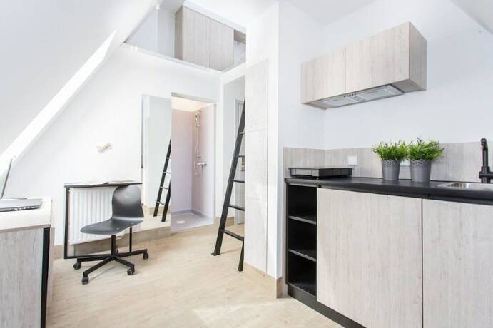 Imagen general del Hotel Hostel Kampus. Foto 16