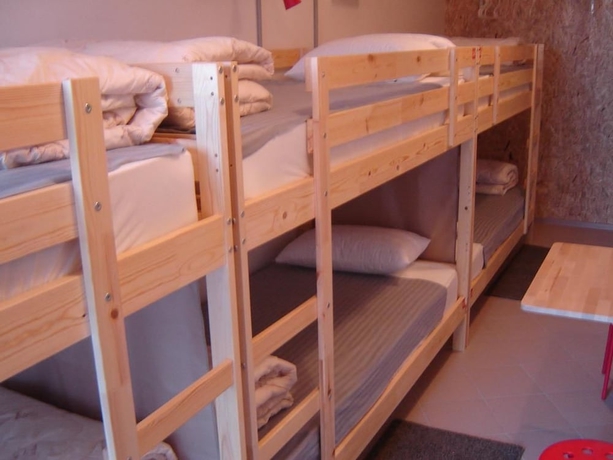 Imagen de la habitación del Hotel Hostel Katyusha Travel Center. Foto 17