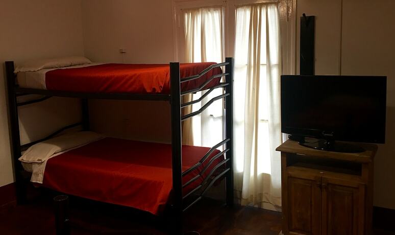 Imagen de la habitación del Hotel Hostel Lagares. Foto 12