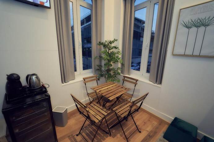 Imagen de la habitación del Hotel Hostel Matosinhos Suites. Foto 18