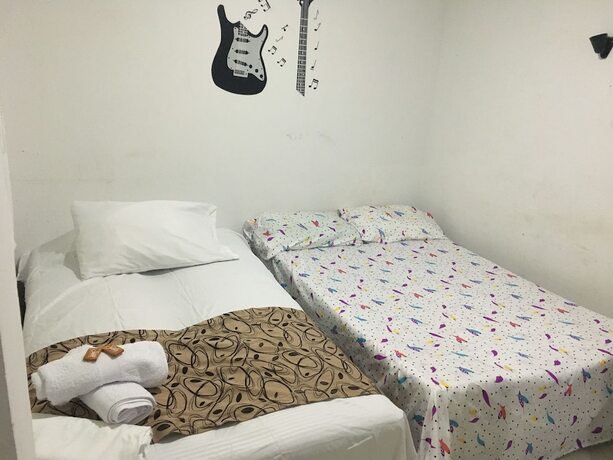 Imagen de la habitación del Hotel Hostel Mirador del Castillo. Foto 19