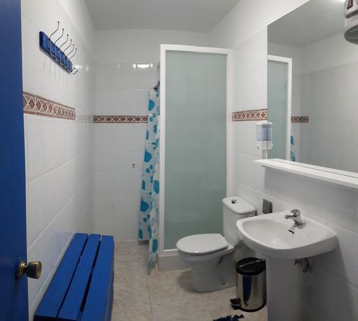 Imagen de la habitación del Hotel Hostel Neon. Foto 3