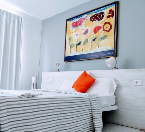 Imagen de la habitación del Hotel Hostel Neon. Foto 6