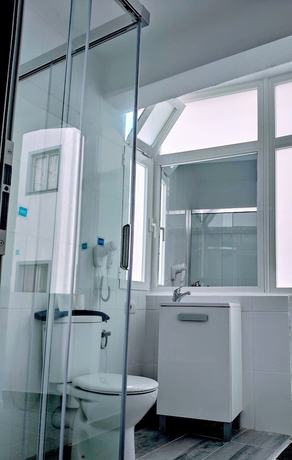 Imagen de la habitación del Hotel Hostel Neon. Foto 16