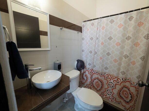 Imagen de la habitación del Hotel Hostel Nido del Colibr&iacute;. Foto 13