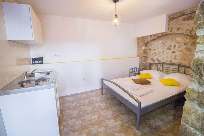 Imagen de la habitación del Hotel Hostel Omi&scaron;. Foto 17
