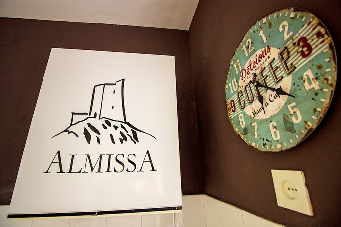 Imagen general del Hotel Hostel Omi&scaron;. Foto 5