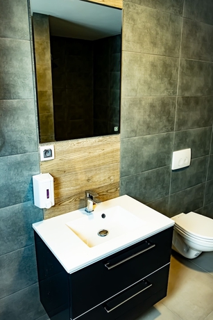 Imagen de la habitación del Hotel Hostel Orange Tree. Foto 10