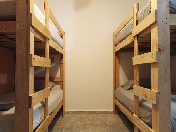 Imagen de la habitación del Hotel Hostel Paricut&iacute;n. Foto 8