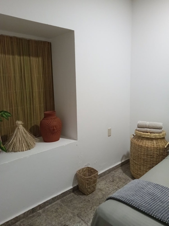 Imagen de la habitación del Hotel Hostel Paricut&iacute;n. Foto 12