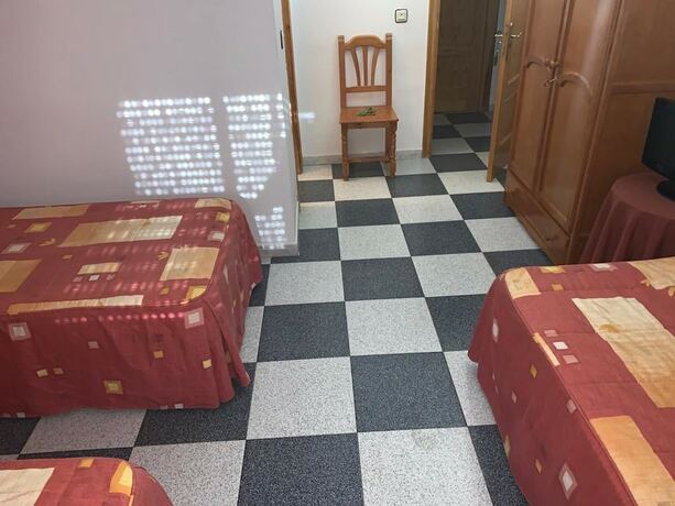 Imagen general del Hotel Hostel Restaurant Leyvamar. Foto 5