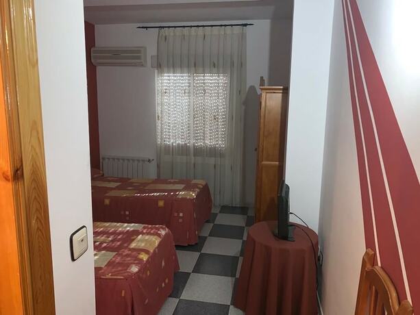 Imagen general del Hotel Hostel Restaurant Leyvamar. Foto 7