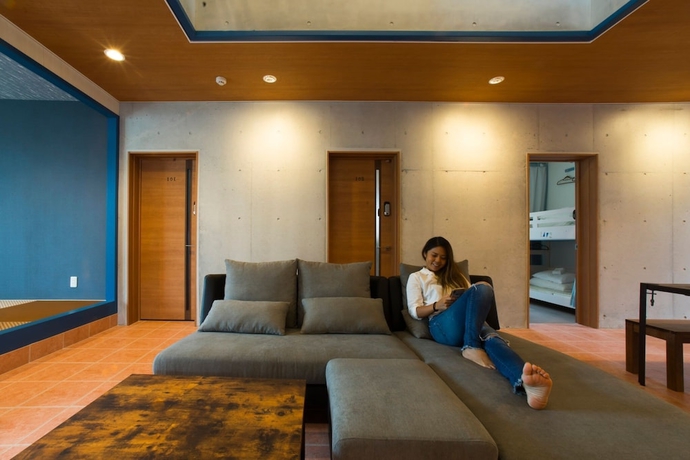 Imagen de los interiores del Hotel Hostel Sunterrace Ishigaki. Foto 18