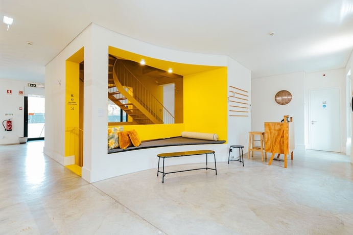 Imagen de los interiores del Hotel Hostel Surf and Sea. Foto 19