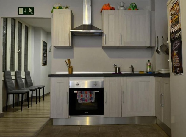 Imagen de los interiores del Hotel Hostel Usturre. Foto 7