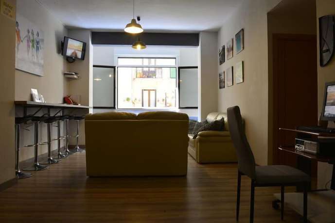 Imagen de los interiores del Hotel Hostel Usturre. Foto 8