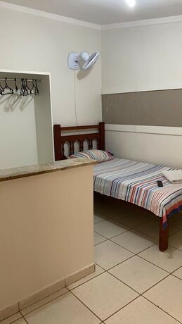 Imagen de la habitación del Hotel Hostel Zampollo. Foto 17
