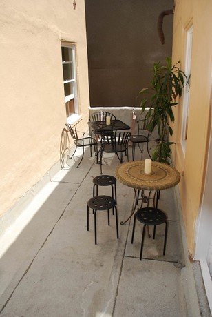 Imagen de los exteriores del Hotel Hostel on 3rd. Foto 9