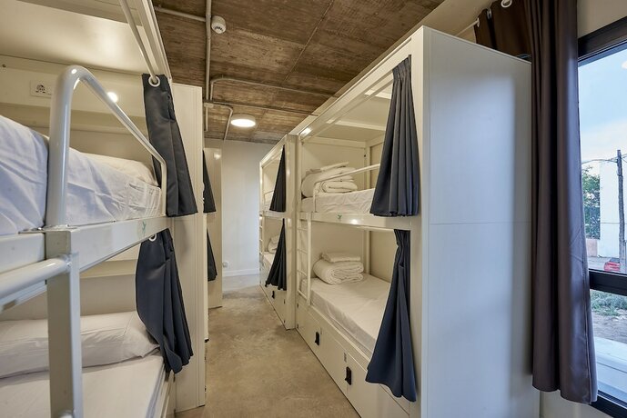 Imagen de la habitación del Hotel Hostelfly Madrid Airport. Foto 19