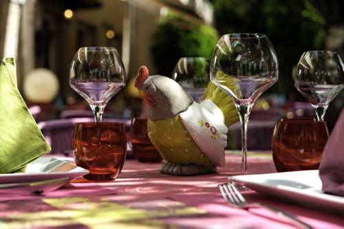 Imagen de la habitación del Hotel Hostellerie Belle Rive. Foto 9