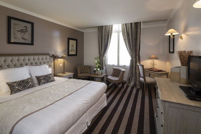 Imagen de la habitación del Hotel Hostellerie Cèdre and Spa • Beaune. Foto 6