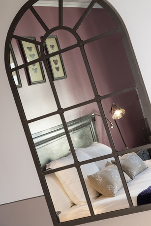 Imagen de la habitación del Hotel Hostellerie Cèdre and Spa • Beaune. Foto 7