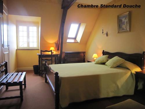 Imagen de la habitación del Hotel Hostellerie De La Bouriane. Foto 3