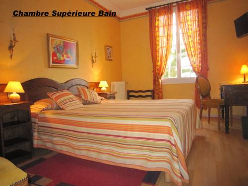 Imagen de la habitación del Hotel Hostellerie De La Bouriane. Foto 13