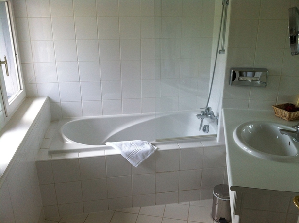 Imagen de la habitación del Hotel Hostellerie De La Hauquerie-chevotel. Foto 2